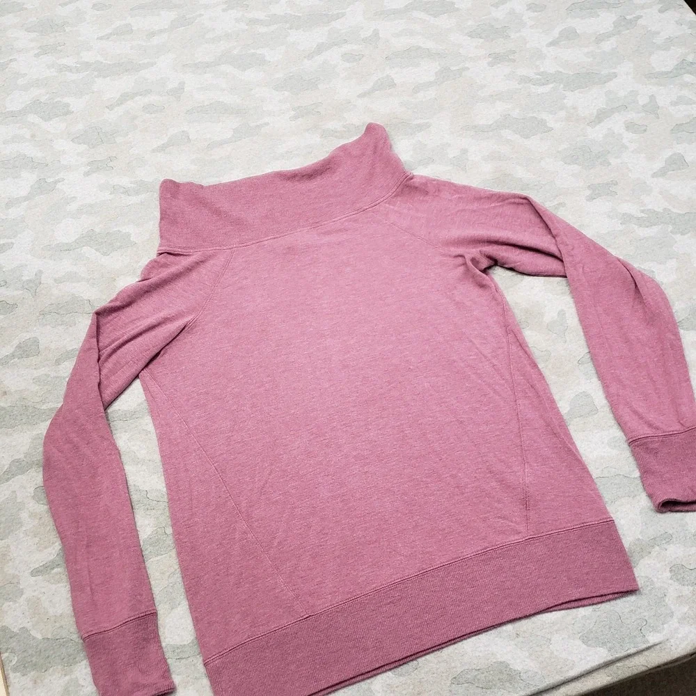 Athleta Sweater Womens Medium Purple‎ Pullover Long Sleeve